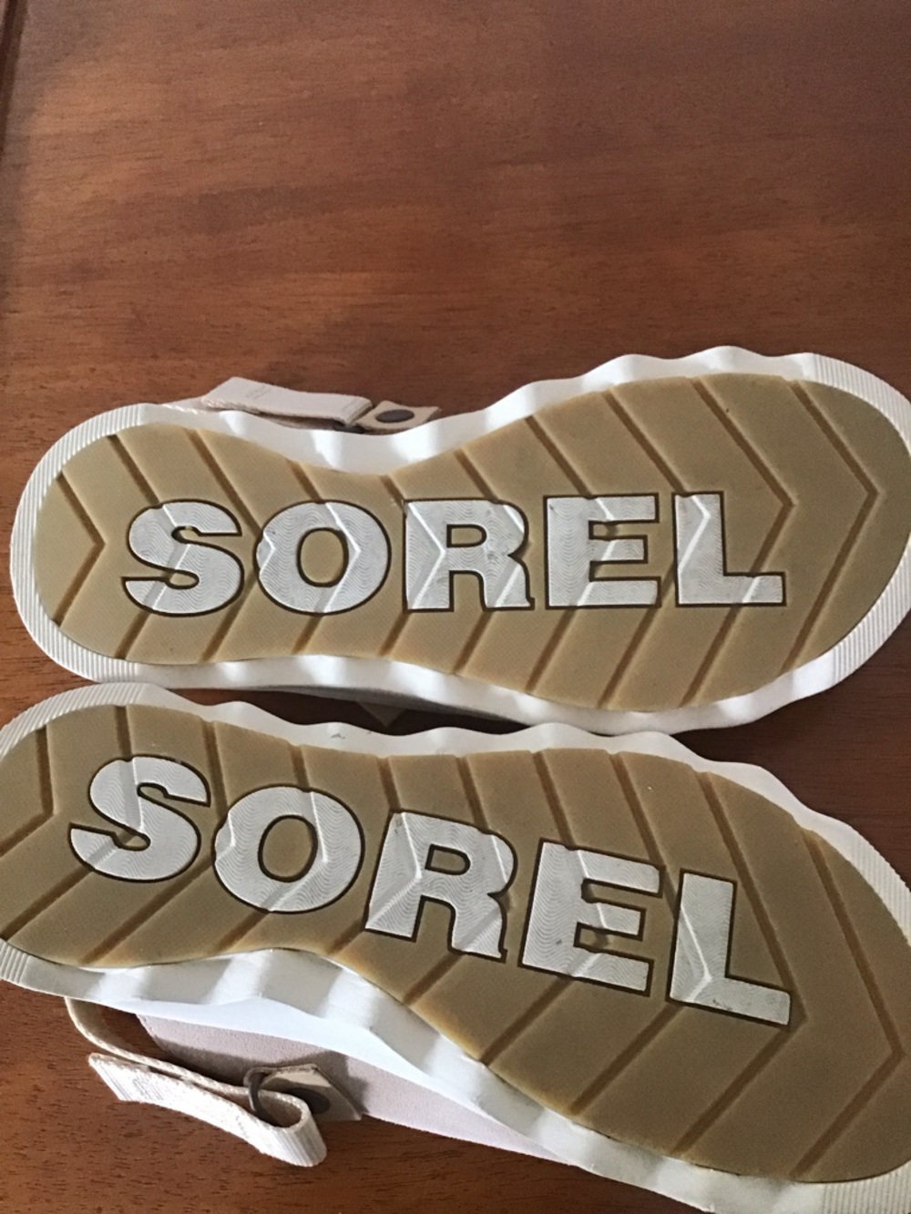SOREL Vibe Clog Like New , size 9.5 - Picture 8 of 11